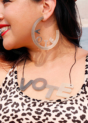 Open image in slideshow, Necklace
