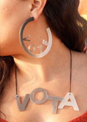 Open image in slideshow, Necklace
